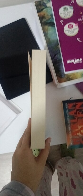  Beden Renk Senden çok uzakta kitap