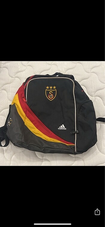 Adidas sırt çantası