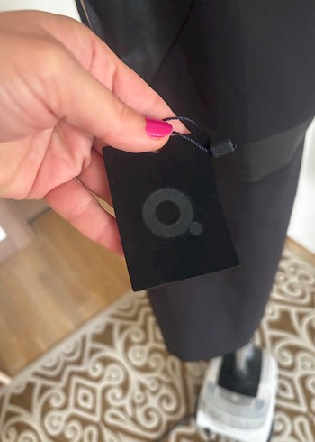 Siyah Deri Kemerli diz üstü QUE marka hiç giyilmemiş 34 beden - Görsel 4