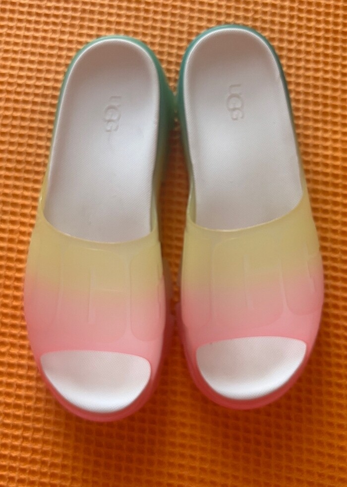 Ugg orjinal hiç kullanılmamış terlik - Görsel 3