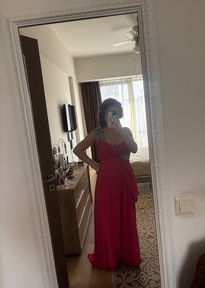 Abiye koyu pembe elbise - Görsel 5