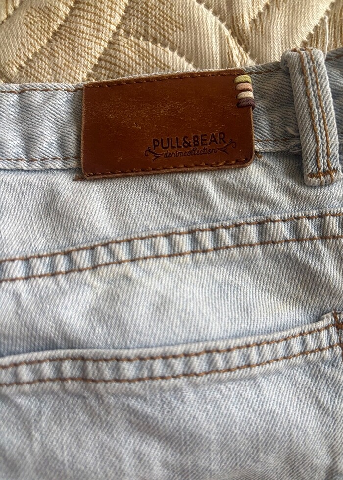 Yırtık kot pantalon - Görsel 4