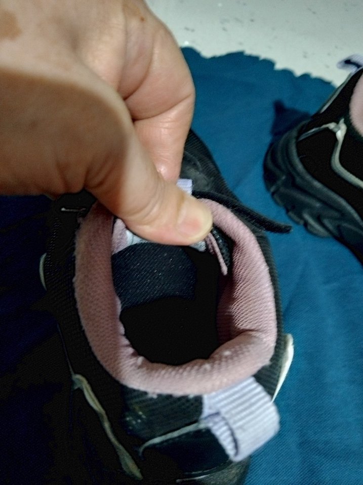 Kız Çocuk Siyah Cırtlı Spor Ayakkabı - Görsel 4