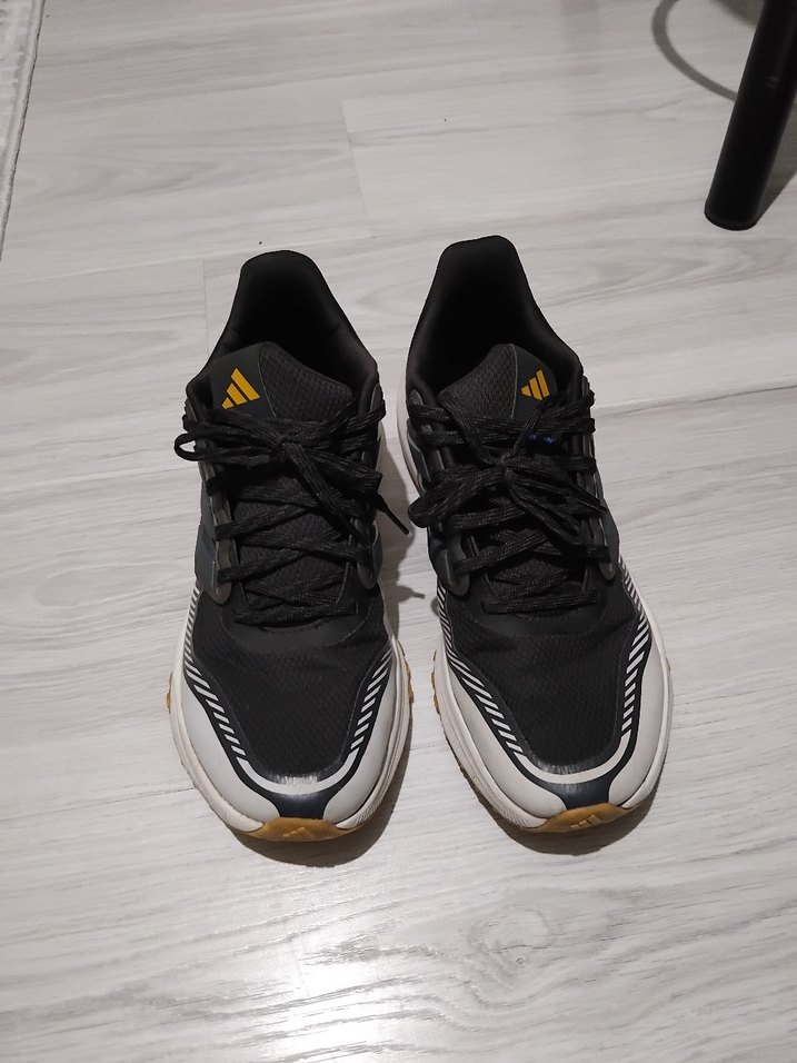 Adidas Siyah Bağcıklı Spor Ayakkabı - Görsel 2