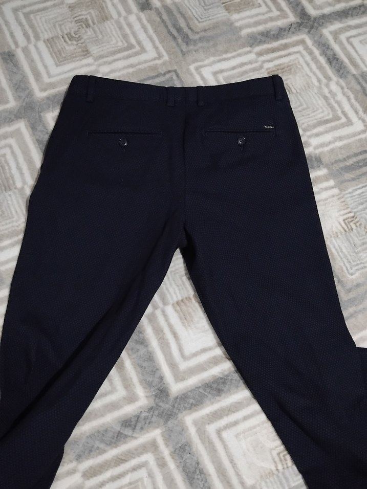 Orijinal marka erkek Kumaş Pantolon yeni gibi - Görsel 3