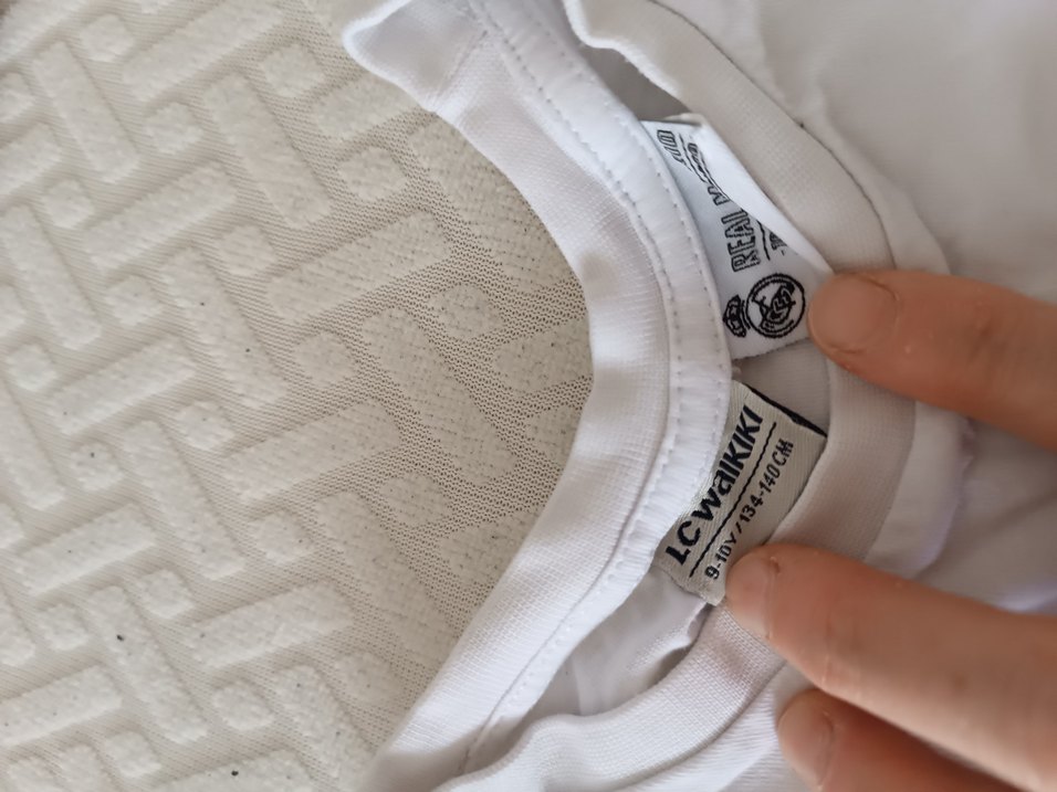 Beyaz Real Madrid ve Barcelona Baskılı Kısa Kollu t-shirt - Görsel 4