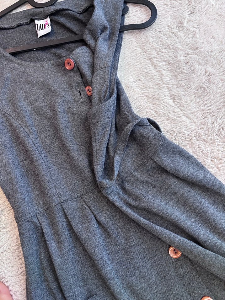 Düğmeli Gri Midi Triko Elbise - Görsel 4