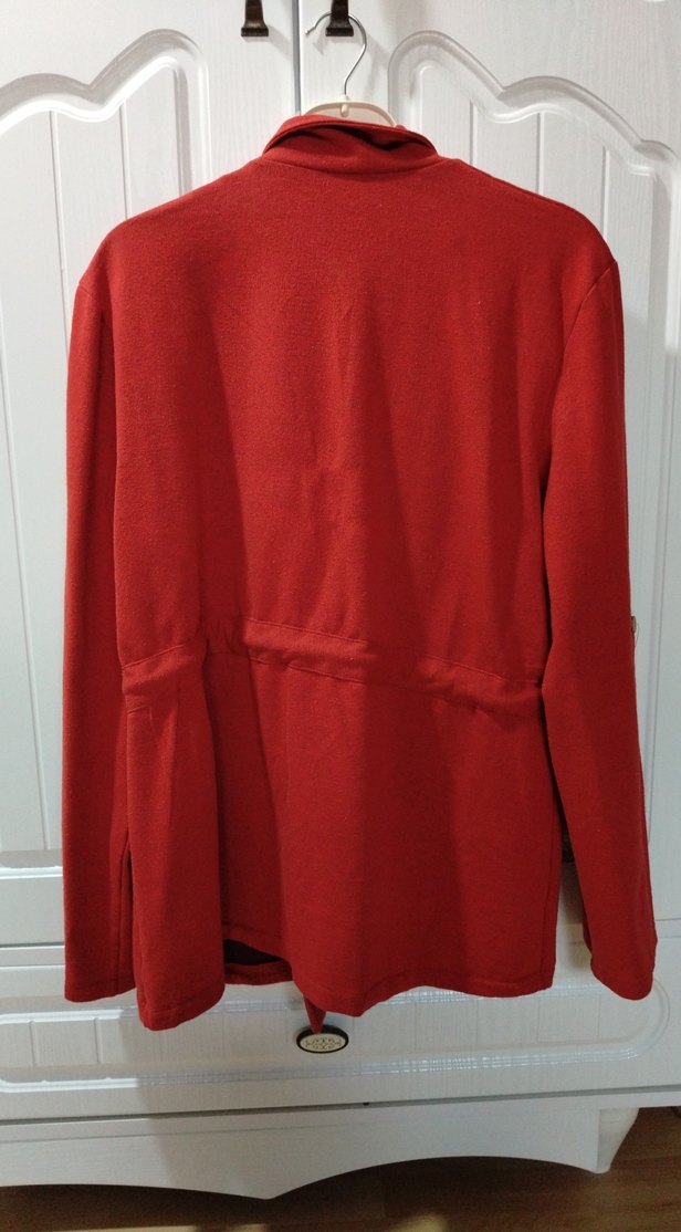 Koyu Kırmızı Düğmeli  Ceket - Görsel 3