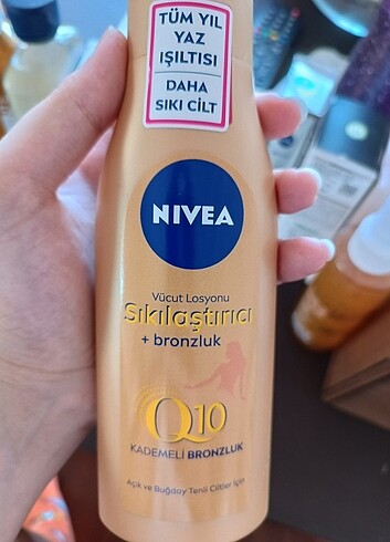 Nivea Q10 sıkılaştırıcı bronzluk vucüt losyonu 