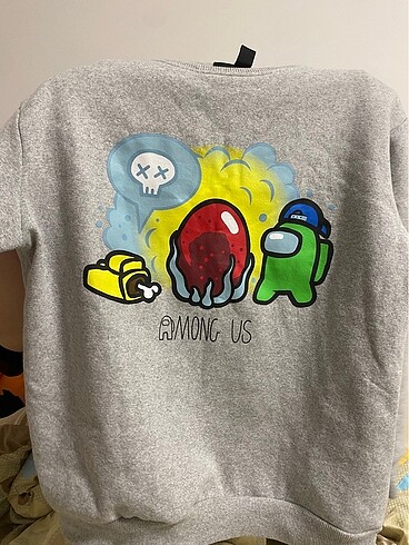 sweatshirt