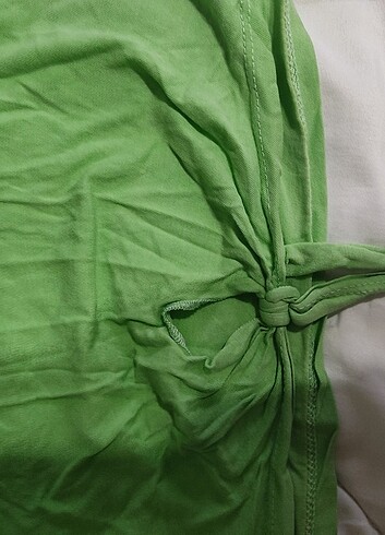 m Beden yeşil Renk M beden DeFacto Bağlamali yeşil t-shirt
