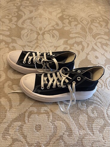 39 Beden siyah Renk Orjinal converse