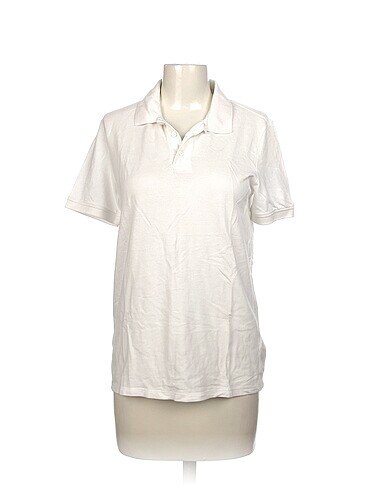 Defacto T-shirt %70 İndirimli.