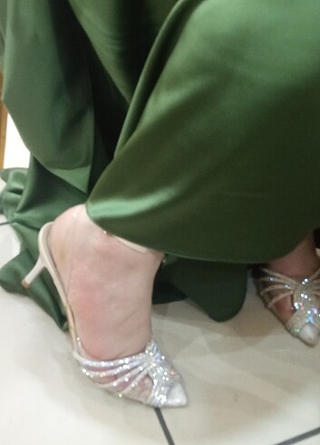 Zara Şeffaf taşlı ayakkabı 