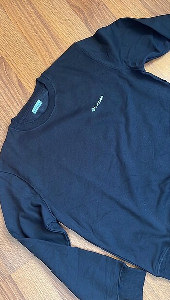 Columbia sweat