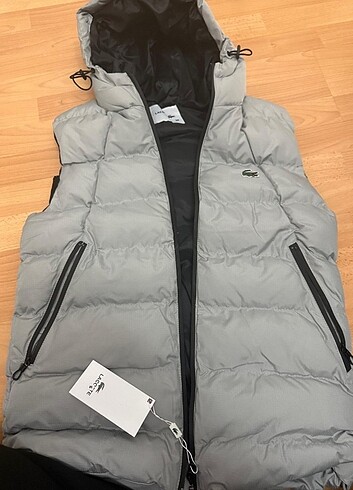 Lacoste Yelek
