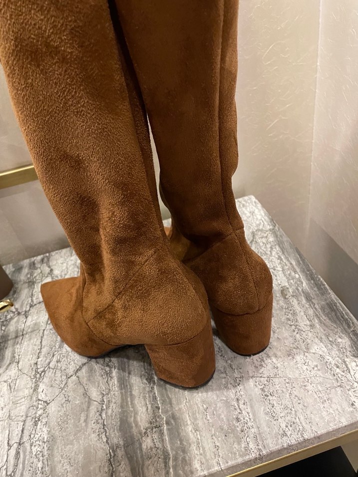 Taba Süet Detaylı Diz Boyu Bot - Görsel 4