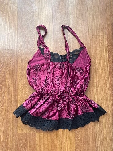 s Beden Dantel detaylı leopar desenli saten gecelik mürdüm babydoll üst