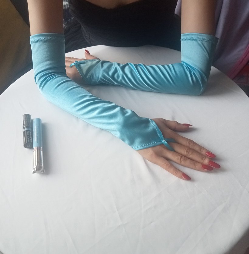 Mavi saten Gotik Kadın Eldivenleri - Görsel 3