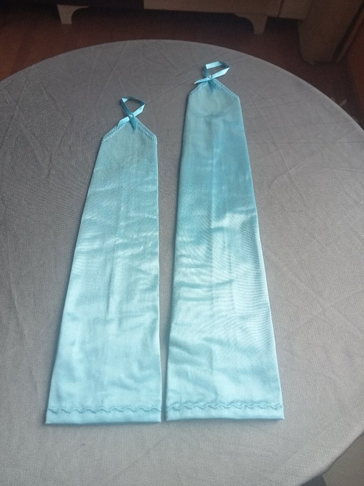 Mavi saten Gotik Kadın Eldivenleri - Görsel 4