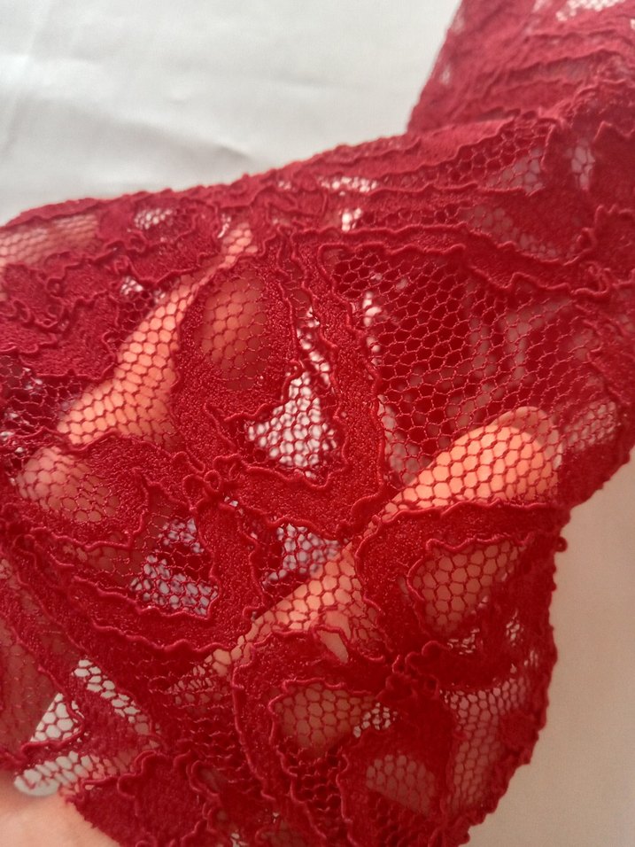 Kırmızı Dantel Yarım Parmak Goth Eldiven - Görsel 4
