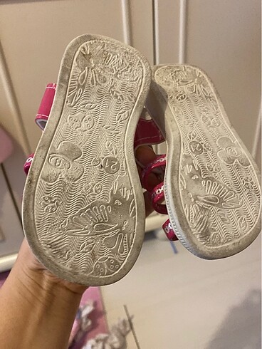 21 Beden Kız çocuk sandalet