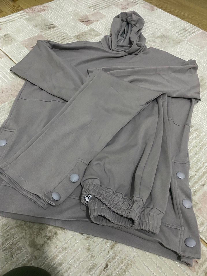 Düğmeli Gri Kadın Eşofman Takımı - Görsel 4