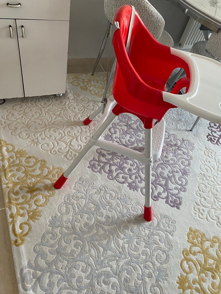 Kırmızı ve Gri Bebek Mama Sandalyesi - Görsel 2