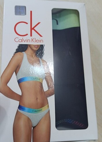 universal Beden CALVIN KLEIN BÜSTİYER TANGA TAKIM 