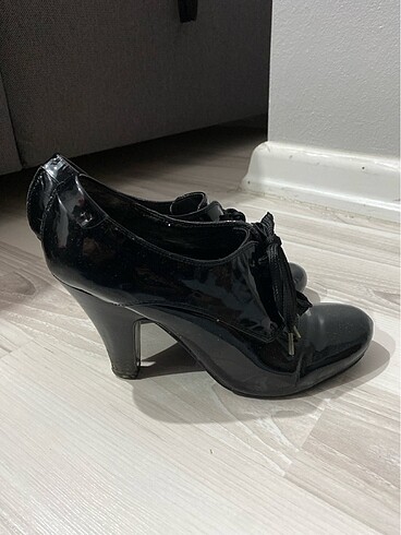 37 Beden siyah Renk NINE WEST 37