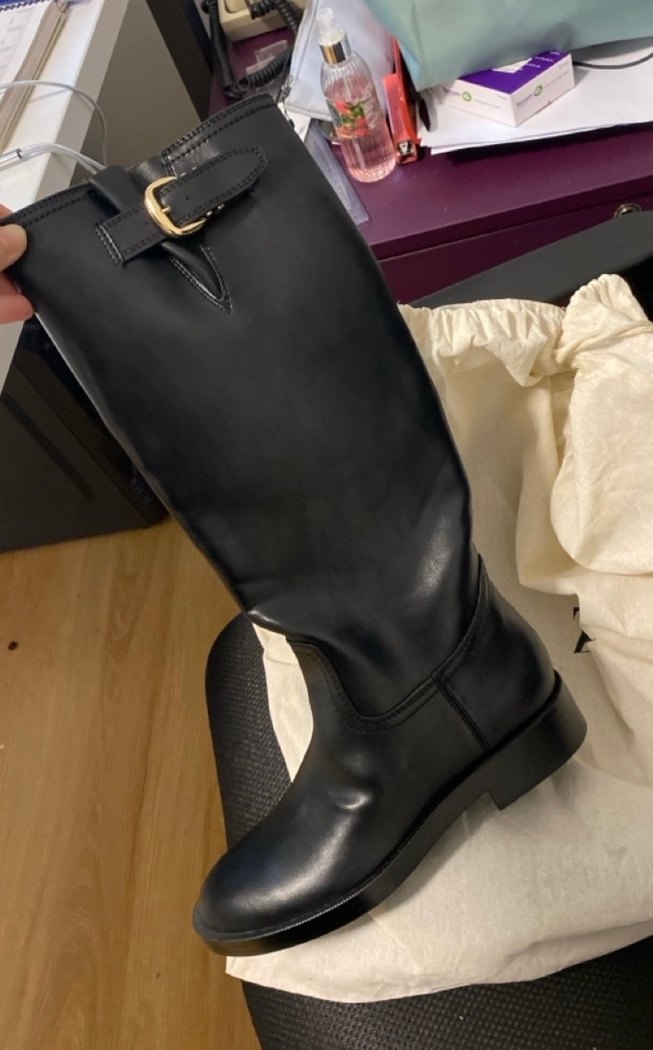 Zara Marka Siyah Deri Tokalı  Çizme - Görsel 2