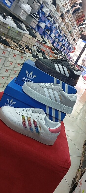 Adidas Sambaa