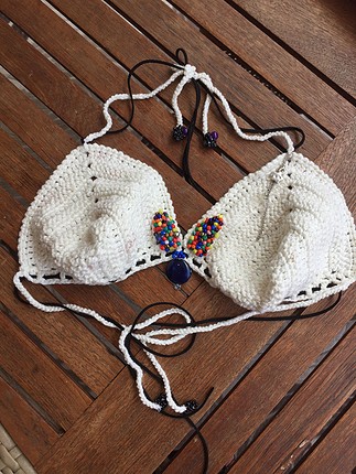 Tasarım işlemeli örgü bikini ikisi birlikte 20? 