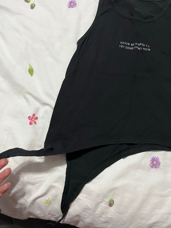 Kısa Siyah Crop - Görsel 2