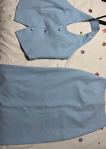 Düğmeli Beyaz Kadın Yelek Etek Takım - Görsel 6