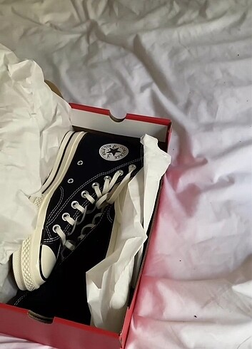 39 Beden Converse Bilekli Barkodlu Ayakkabı 