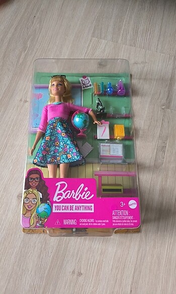 Barbie Barbie öğretmen bebek 