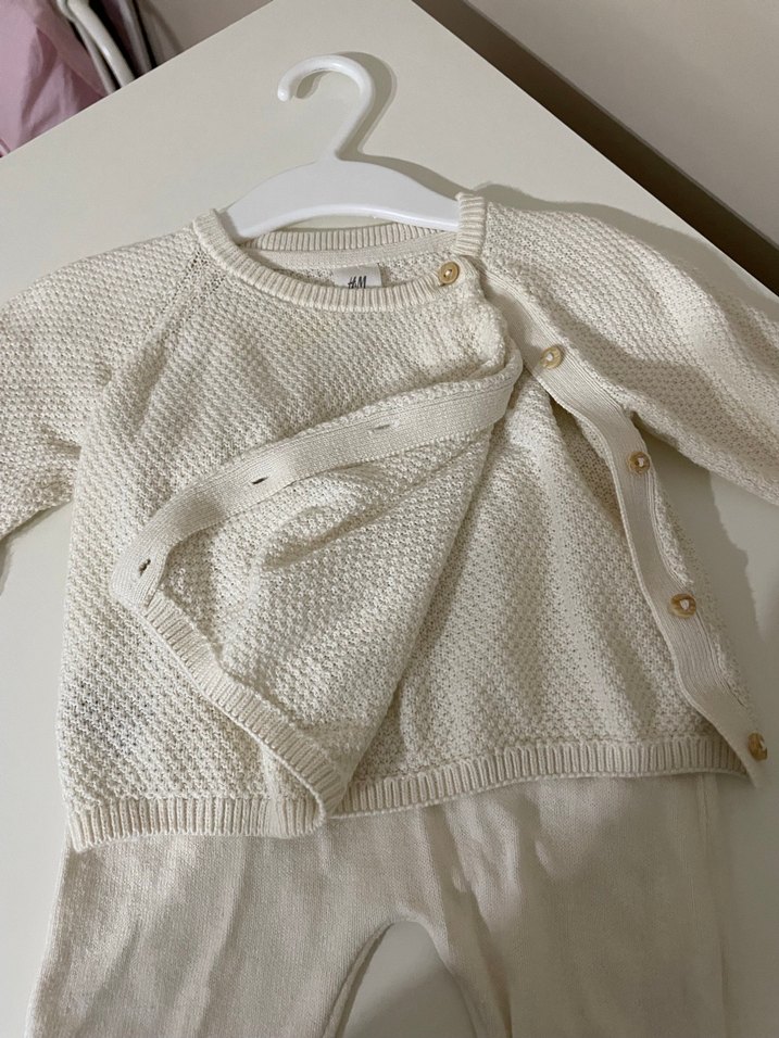 H&M kız-erkek triko takım - Görsel 3