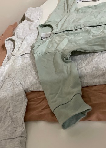 2-4 ay H&M uzun kollu tulum - Görsel 3