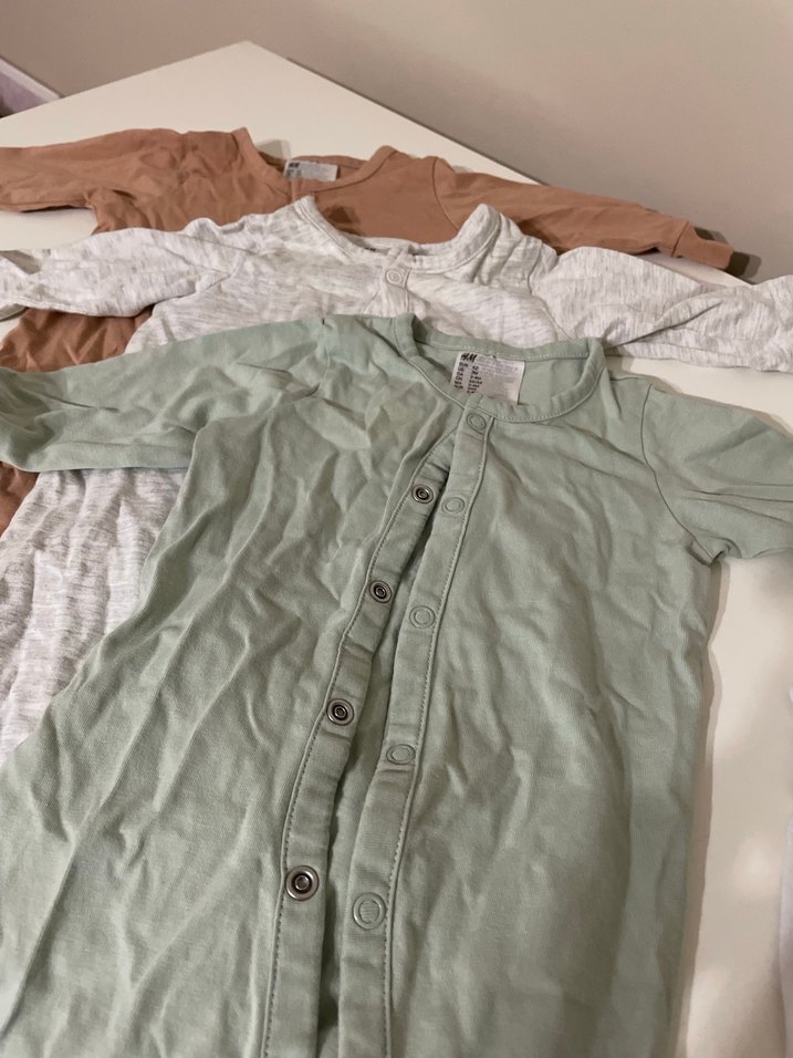 2-4 ay H&M uzun kollu tulum - Görsel 2