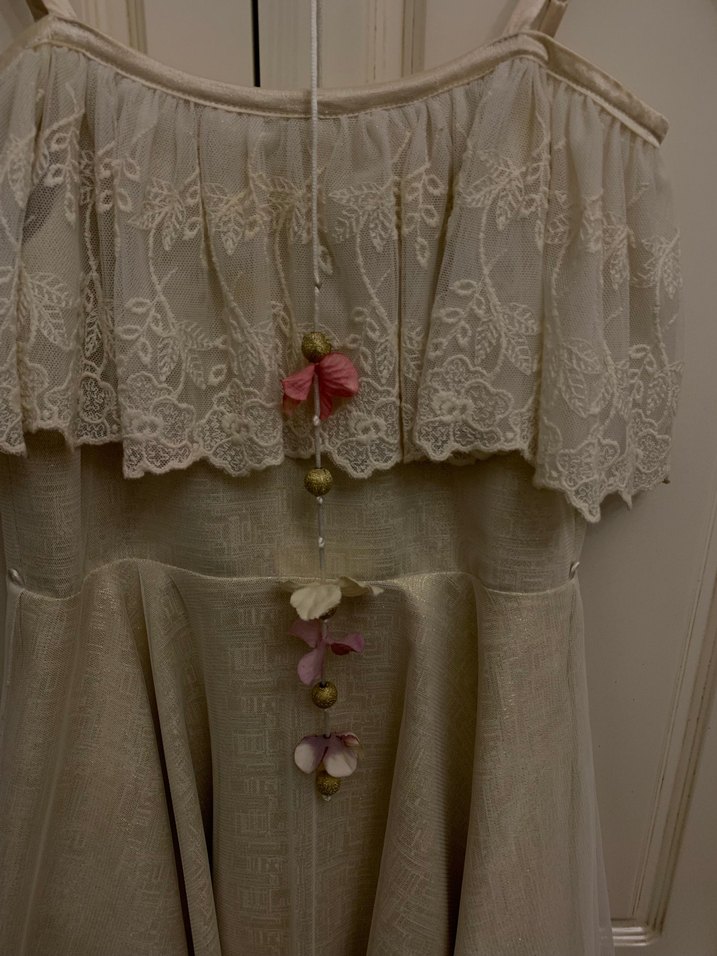 Kız Çocuk Beyaz Nakışlı Keten Elbise - Görsel 3