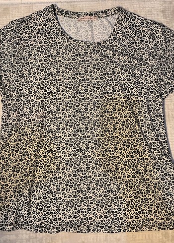 Gri Desenli Kısa Kollu Pijama Takımı - Görsel 3