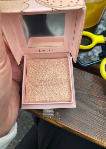 Benefit cookie aydınlatıcı