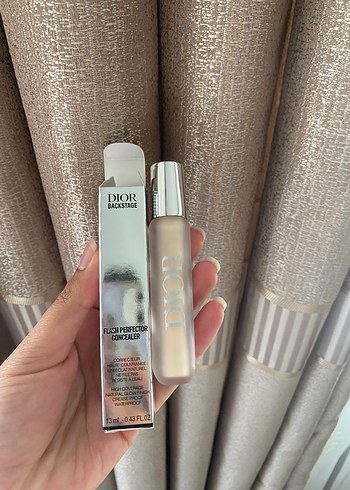 Dior Dior Backstage Flash Perfector Kapatıcı