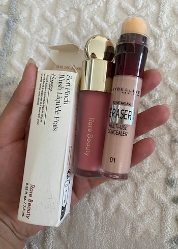 Rare Rare beauty Sıvı Allık ve Kapatıcı Seti