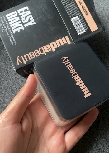 Huda beauty baking pudra - Görsel 2