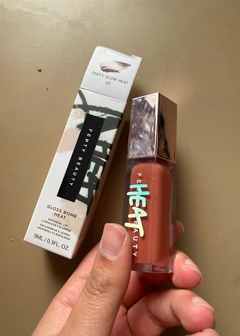 Fenty beauty lipgloss - Görsel 3