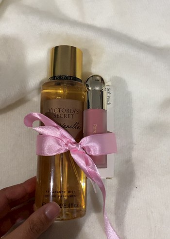 Victoria secret vücut spreyi ve allık seti - Görsel 2