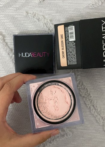 Huda beauty baking pudra - Görsel 3