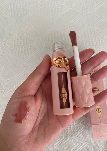 Charlotte tilbury lipgloss
